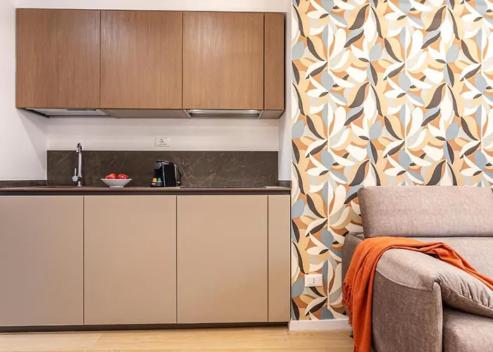 Vatican Modern 5 Min Metro A - Terrestre *